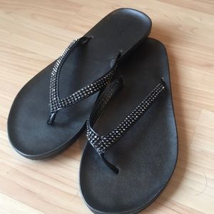 Mossimo brand studded sequin flip flops